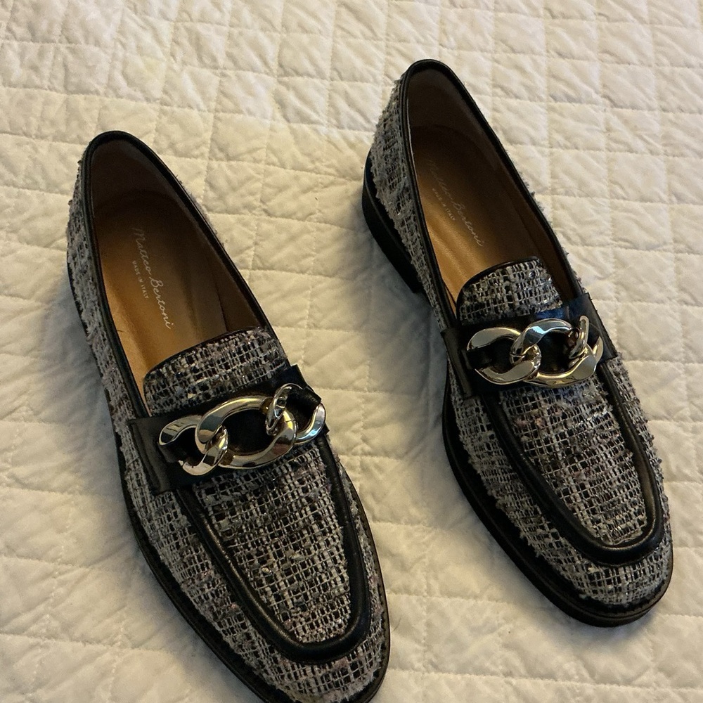 Matteo Bertoni loafers size 39.5